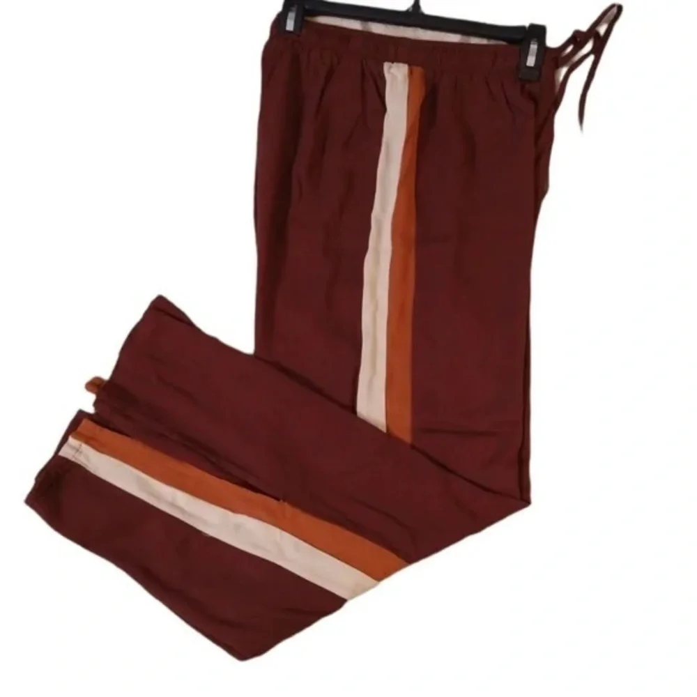 NWT Forever 21 rust colored with stripes down the side trackpants large